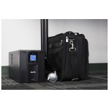 ONDULEUR LINE-INTERACTIVE APC SMART-UPS SMC 1 KVA - 230V AVEC SMARTCONNECT (SMC1000IC)